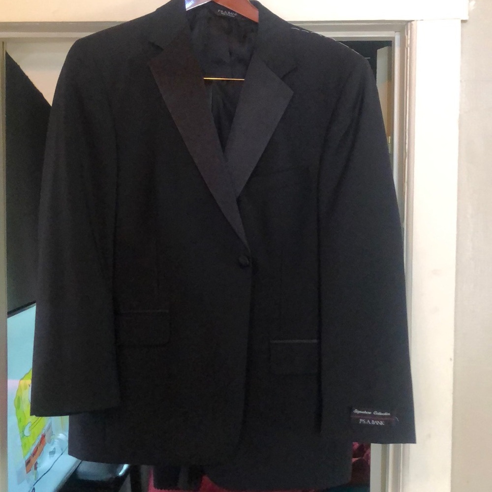 Jos a  banks signature collection  one button NWT